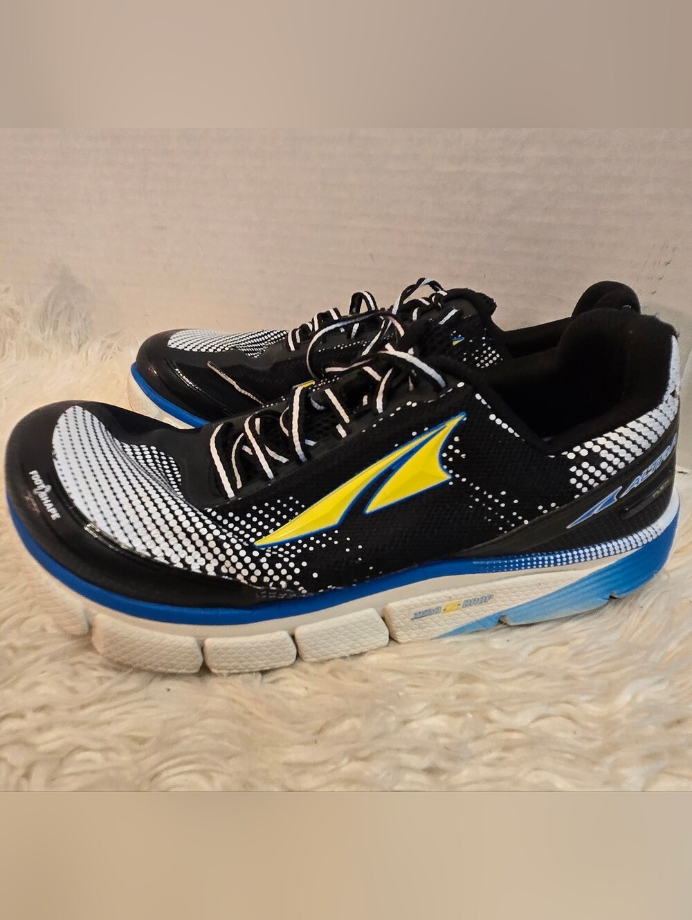 Altra Torin Blue& Black Athletic Running Shoes Womens  Size 9.5
